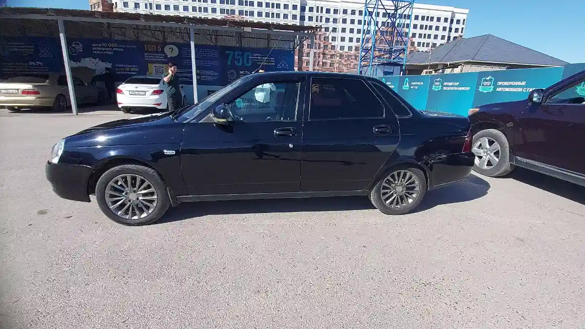 LADA (ВАЗ) Priora 2013 года за 3 000 000 тг. в Шымкент