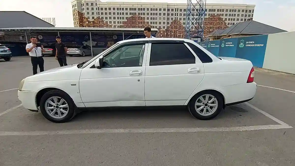 LADA (ВАЗ) Priora 2014 года за 1 700 000 тг. в Шымкент