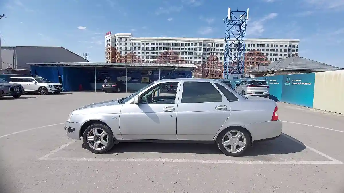 LADA (ВАЗ) Priora 2013 года за 1 500 000 тг. в Шымкент