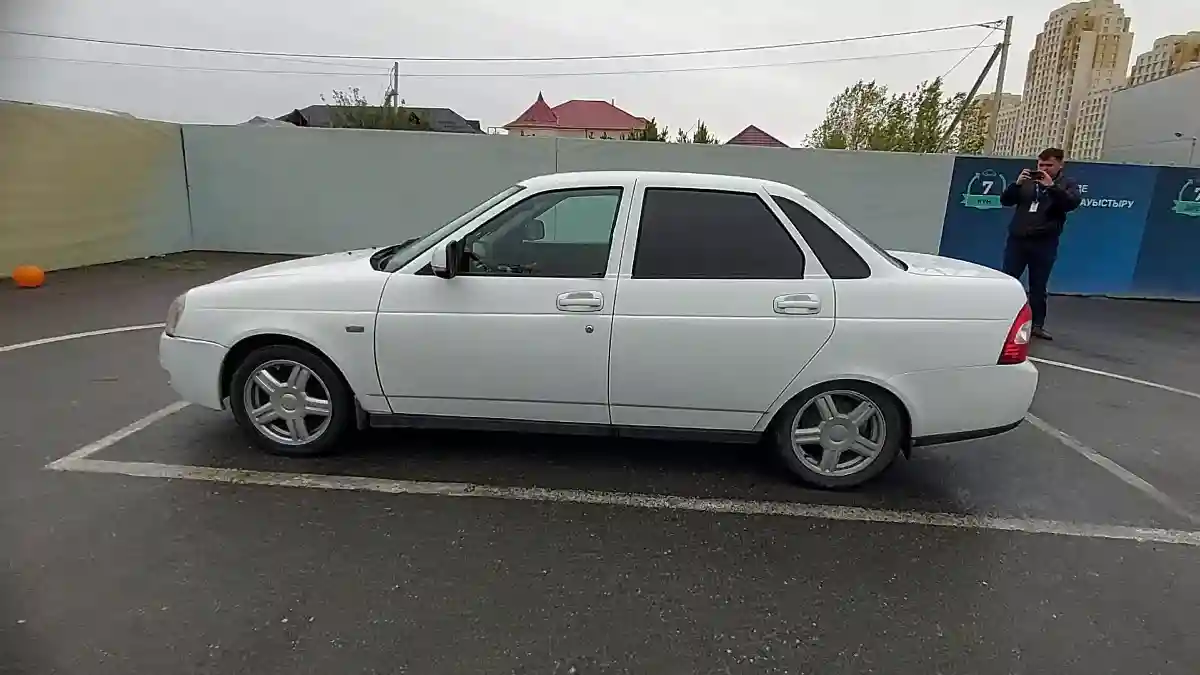 LADA (ВАЗ) Priora 2013 года за 2 500 000 тг. в Шымкент