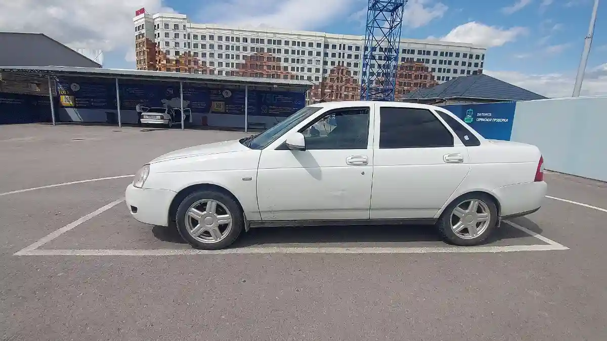 LADA (ВАЗ) Priora 2014 года за 3 000 000 тг. в Шымкент