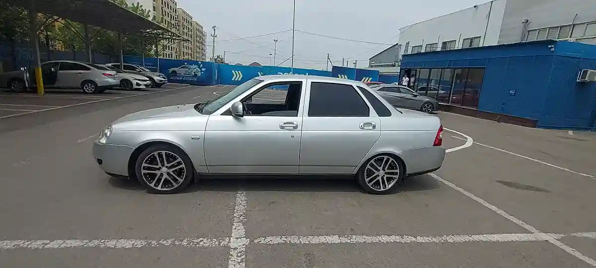 LADA (ВАЗ) Priora 2014 года за 3 000 000 тг. в Алматы