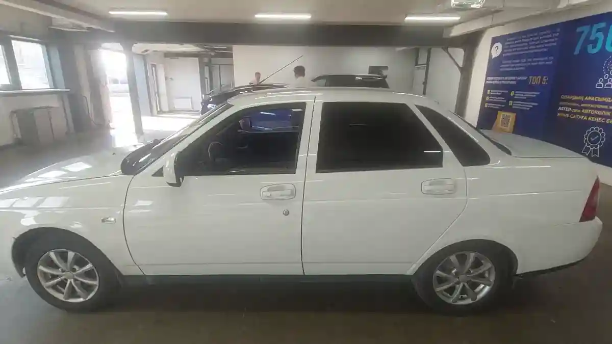 LADA (ВАЗ) Priora 2014 года за 2 500 000 тг. в Астана