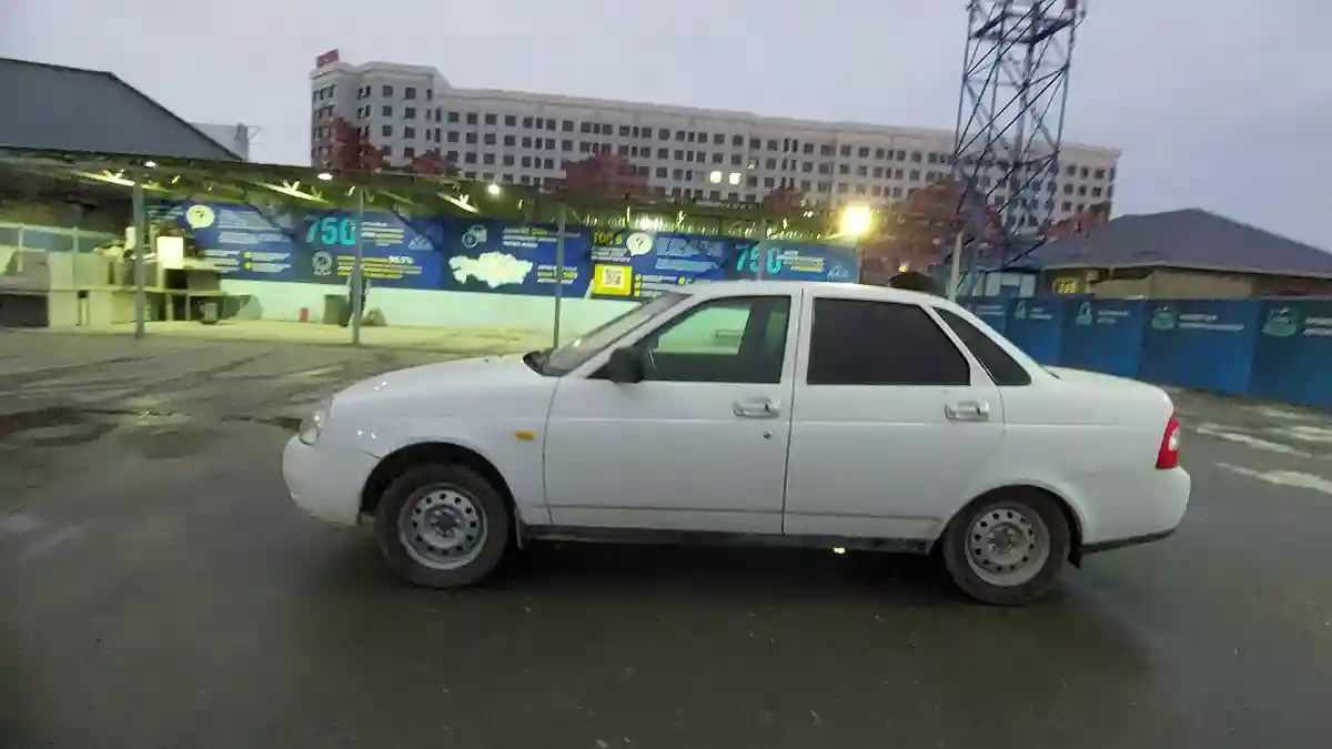 LADA (ВАЗ) Priora 2014 года за 2 800 000 тг. в Шымкент