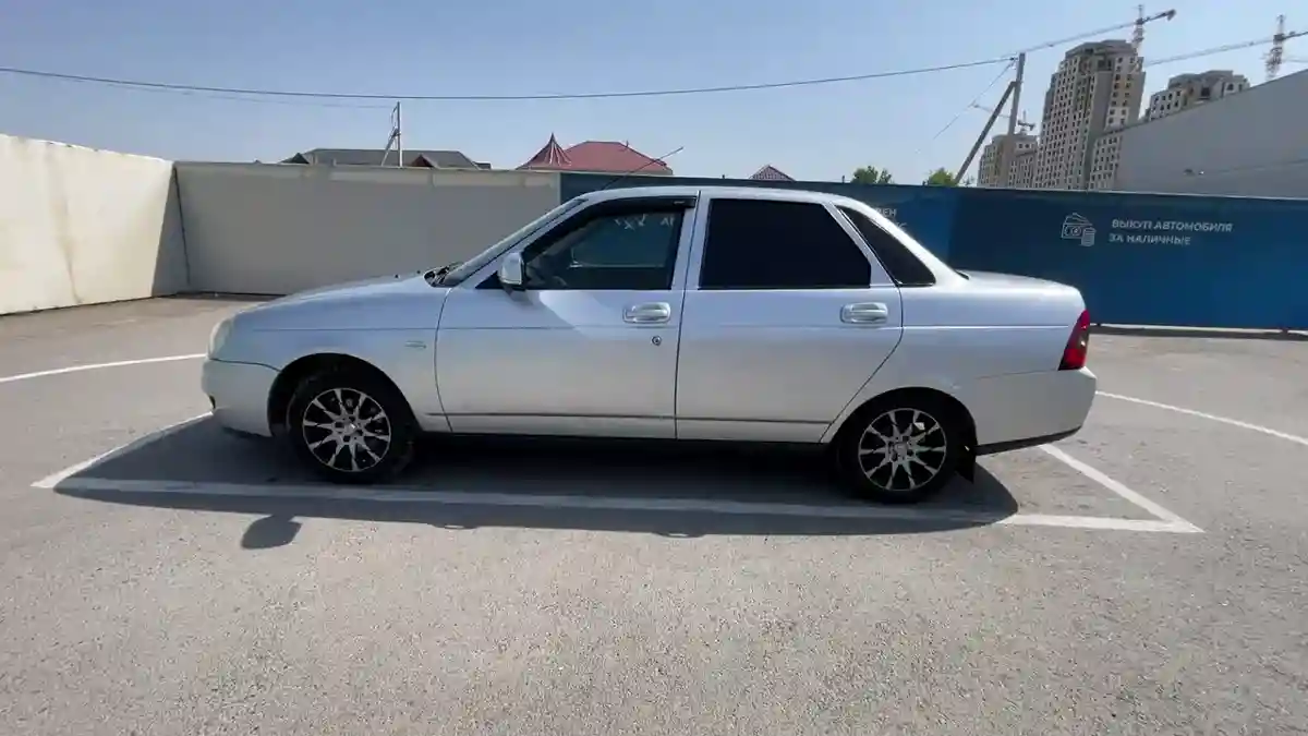 LADA (ВАЗ) Priora 2014 года за 2 350 000 тг. в Шымкент