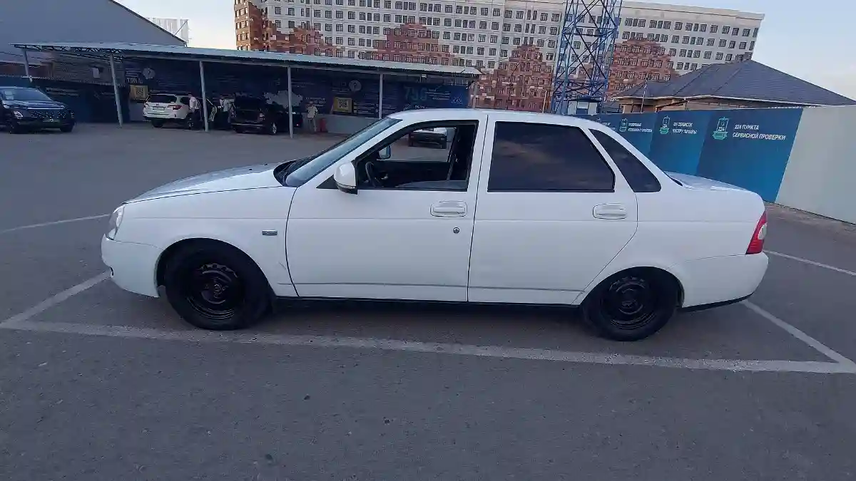 LADA (ВАЗ) Priora 2014 года за 3 200 000 тг. в Шымкент