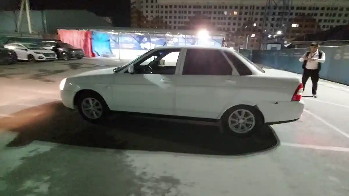 LADA (ВАЗ) Priora 2014 года за 3 500 000 тг. в Шымкент