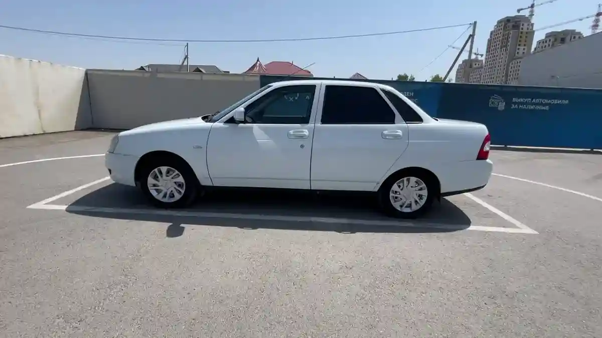 LADA (ВАЗ) Priora 2014 года за 2 300 000 тг. в Шымкент