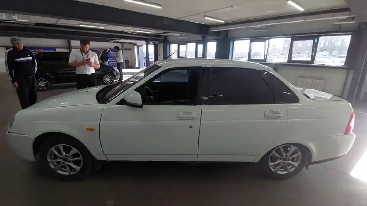 LADA (ВАЗ) Priora 2014 года за 3 000 000 тг. в Астана
