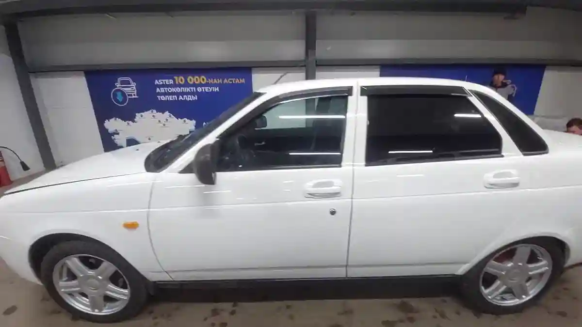 LADA (ВАЗ) Priora 2014 года за 2 400 000 тг. в Астана
