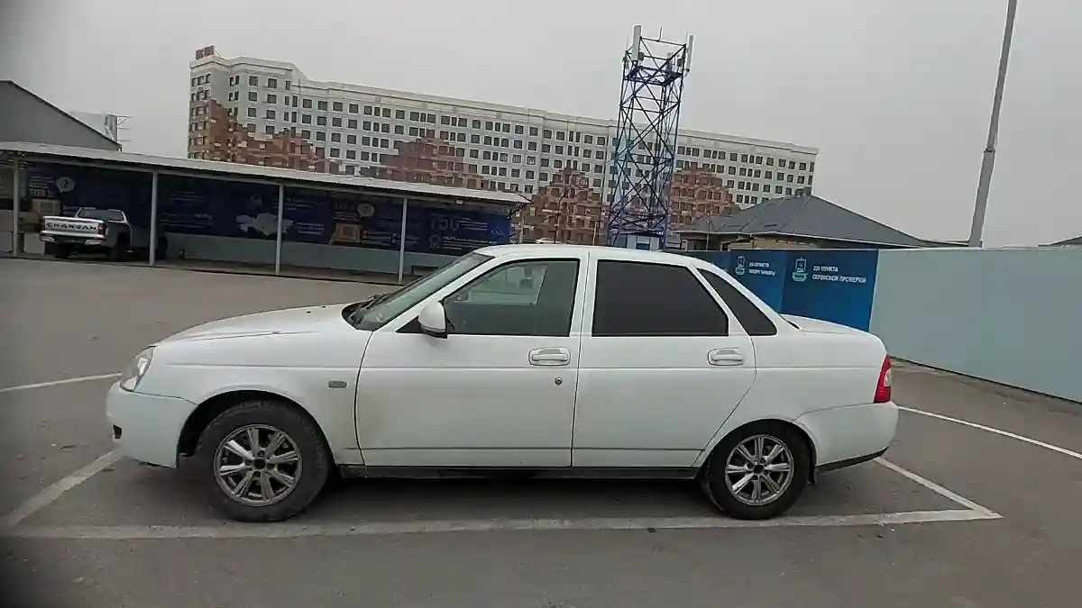 LADA (ВАЗ) Priora 2014 года за 3 200 000 тг. в Шымкент