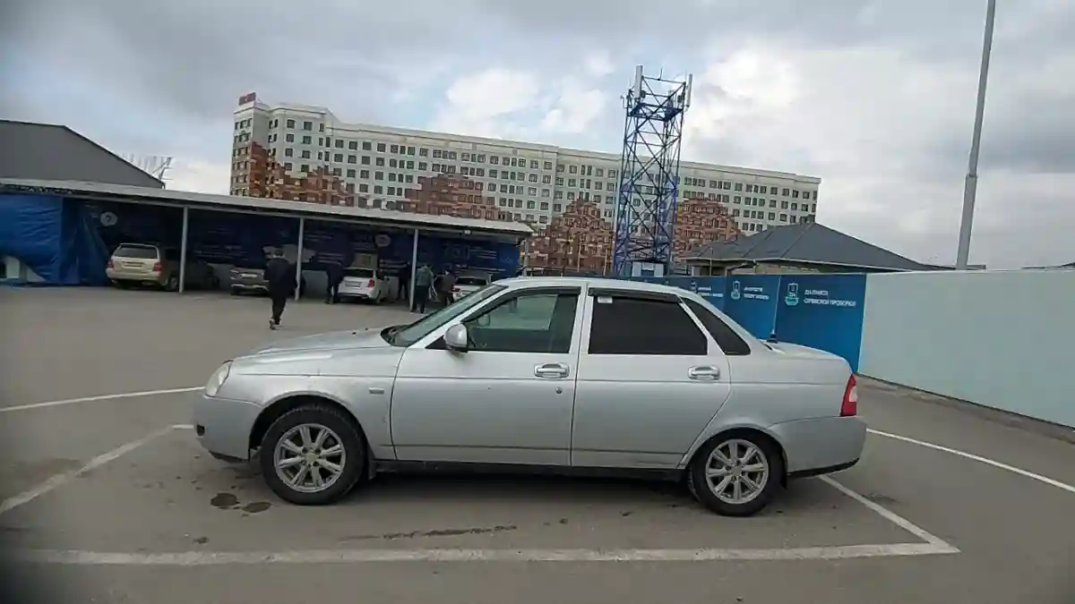 LADA (ВАЗ) Priora 2014 года за 3 000 000 тг. в Шымкент