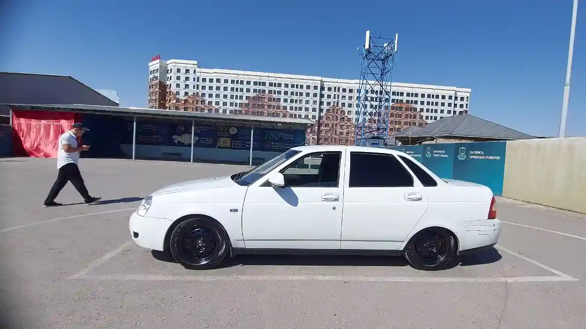 LADA (ВАЗ) Priora 2014 года за 2 790 000 тг. в Шымкент