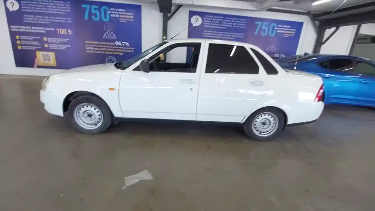 LADA (ВАЗ) Priora 2015 года за 3 000 000 тг. в Астана