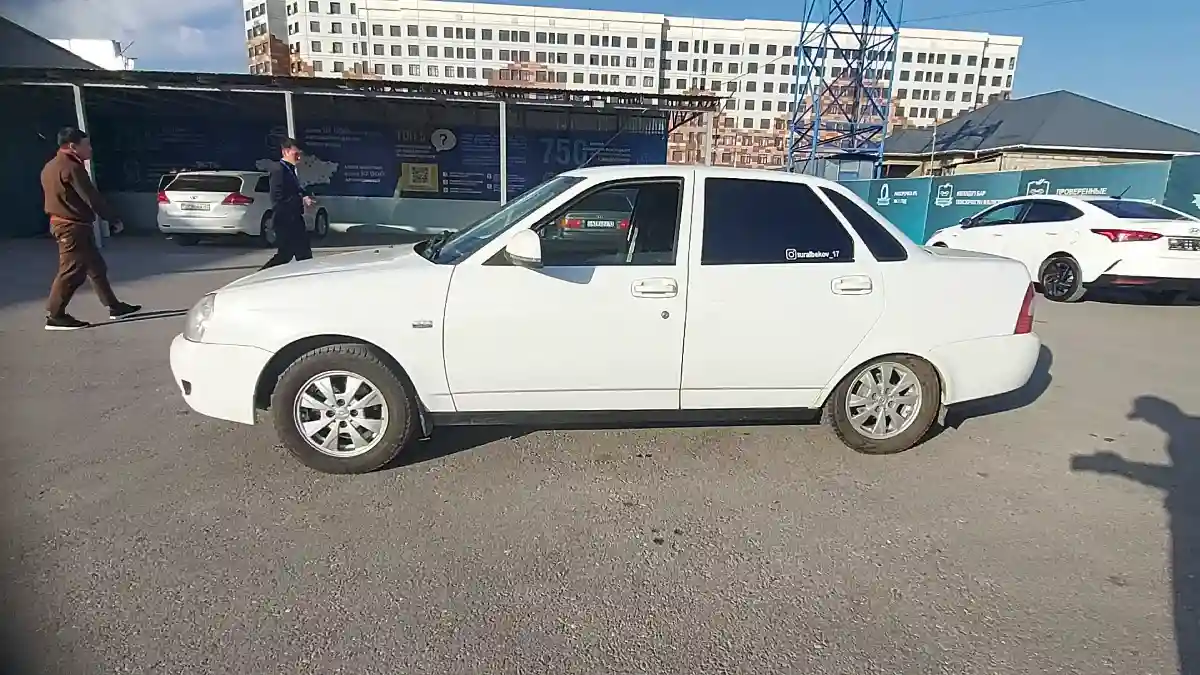 LADA (ВАЗ) Priora 2014 года за 3 300 000 тг. в Шымкент