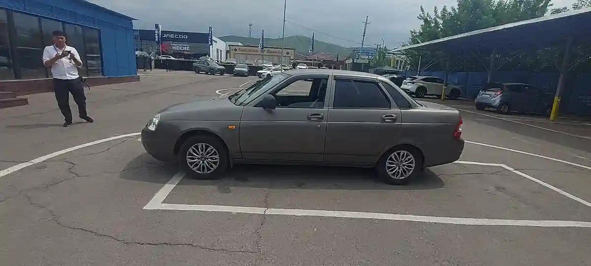 LADA (ВАЗ) Priora 2015 года за 3 500 000 тг. в Алматы