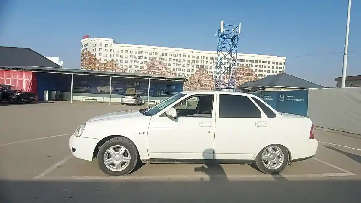 LADA (ВАЗ) Priora 2015 года за 2 800 000 тг. в Шымкент