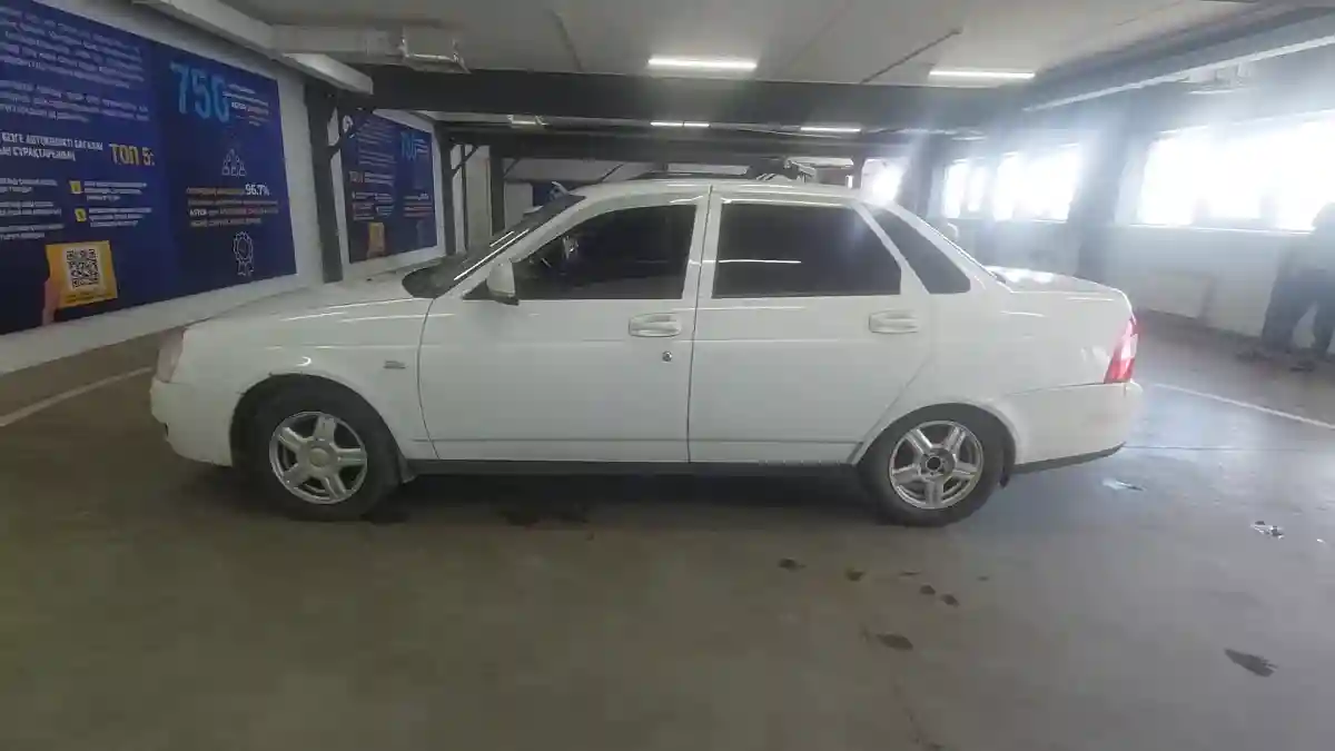 LADA (ВАЗ) Priora 2015 года за 2 900 000 тг. в Астана