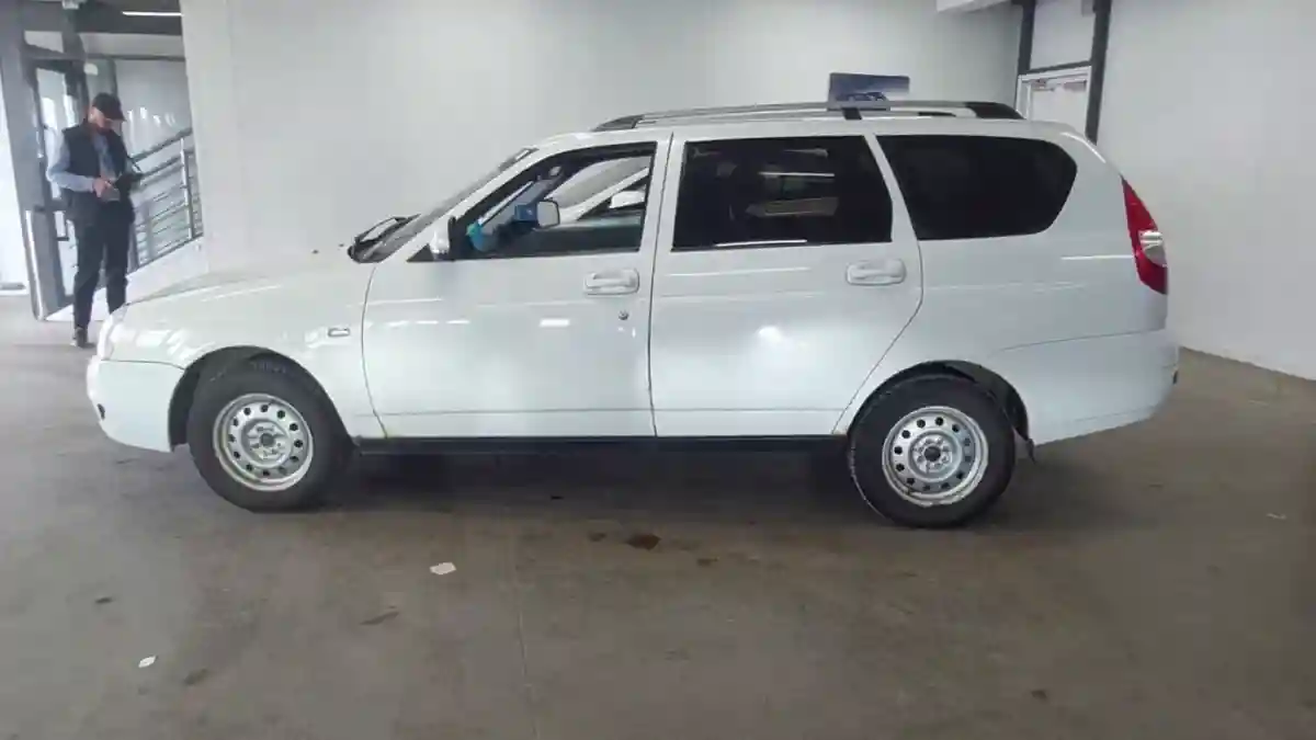 LADA (ВАЗ) Priora 2012 года за 2 000 000 тг. в Астана