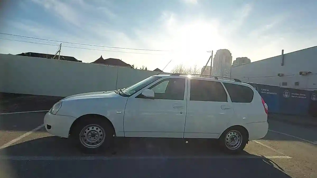 LADA (ВАЗ) Priora 2013 года за 3 000 000 тг. в Шымкент