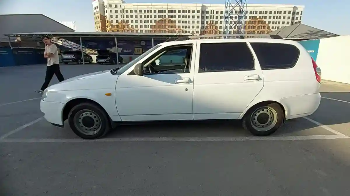 LADA (ВАЗ) Priora 2014 года за 3 200 000 тг. в Шымкент