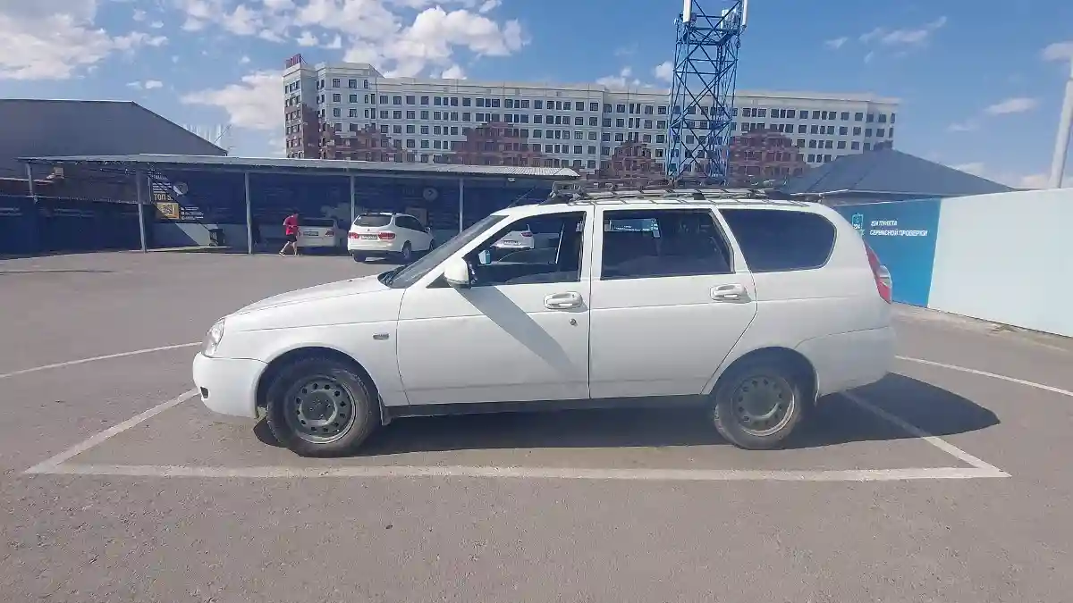 LADA (ВАЗ) Priora 2014 года за 3 000 000 тг. в Шымкент