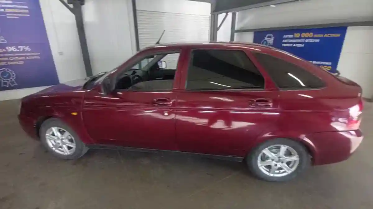 LADA (ВАЗ) Priora 2011 года за 2 000 000 тг. в Астана