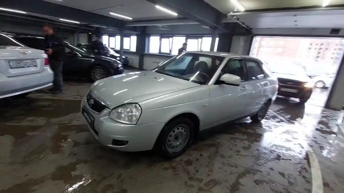 LADA (ВАЗ) Priora 2012 года за 2 000 000 тг. в Астана