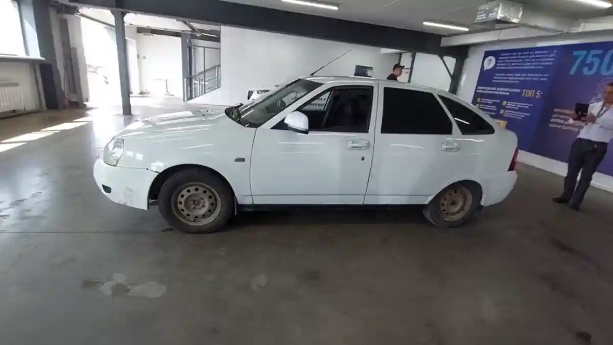 LADA (ВАЗ) Priora 2012 года за 2 200 000 тг. в Астана