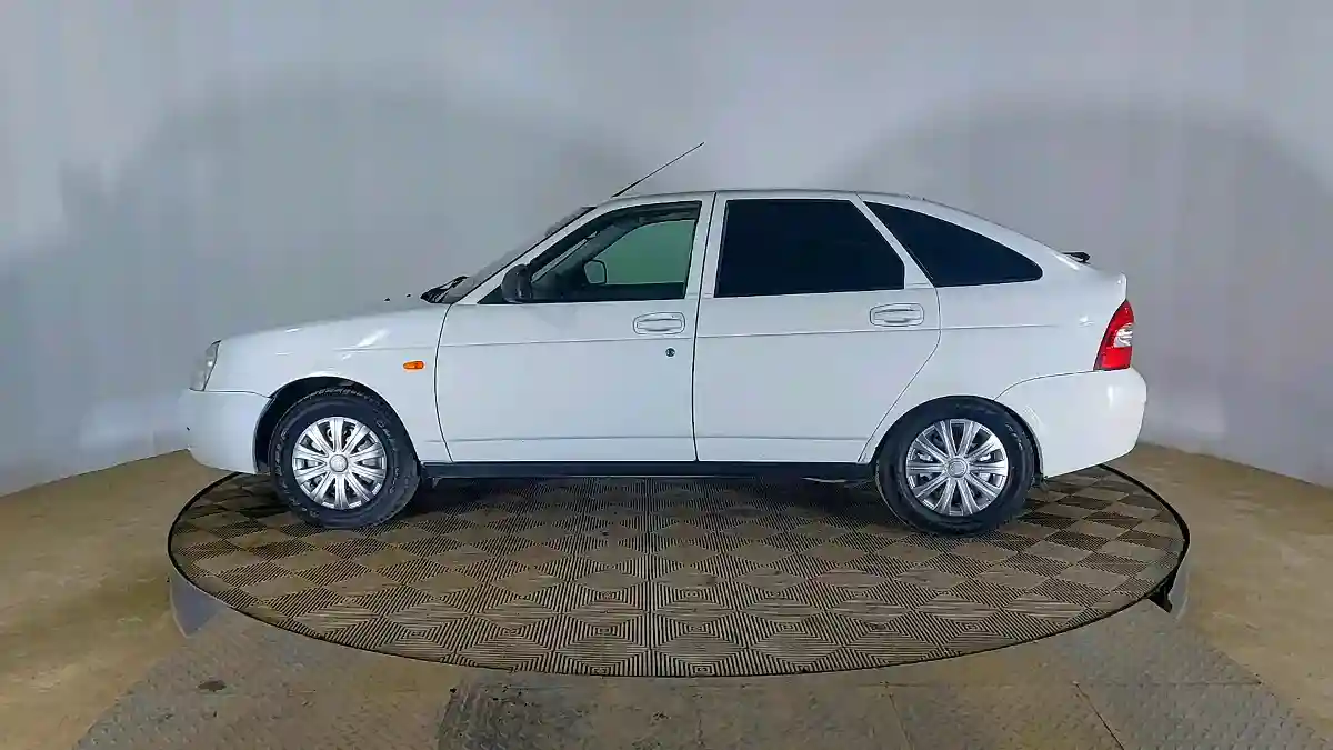 LADA (ВАЗ) Priora 2013 года за 1 850 000 тг. в Актобе