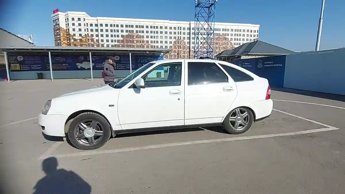 LADA (ВАЗ) Priora 2013 года за 3 000 000 тг. в Шымкент