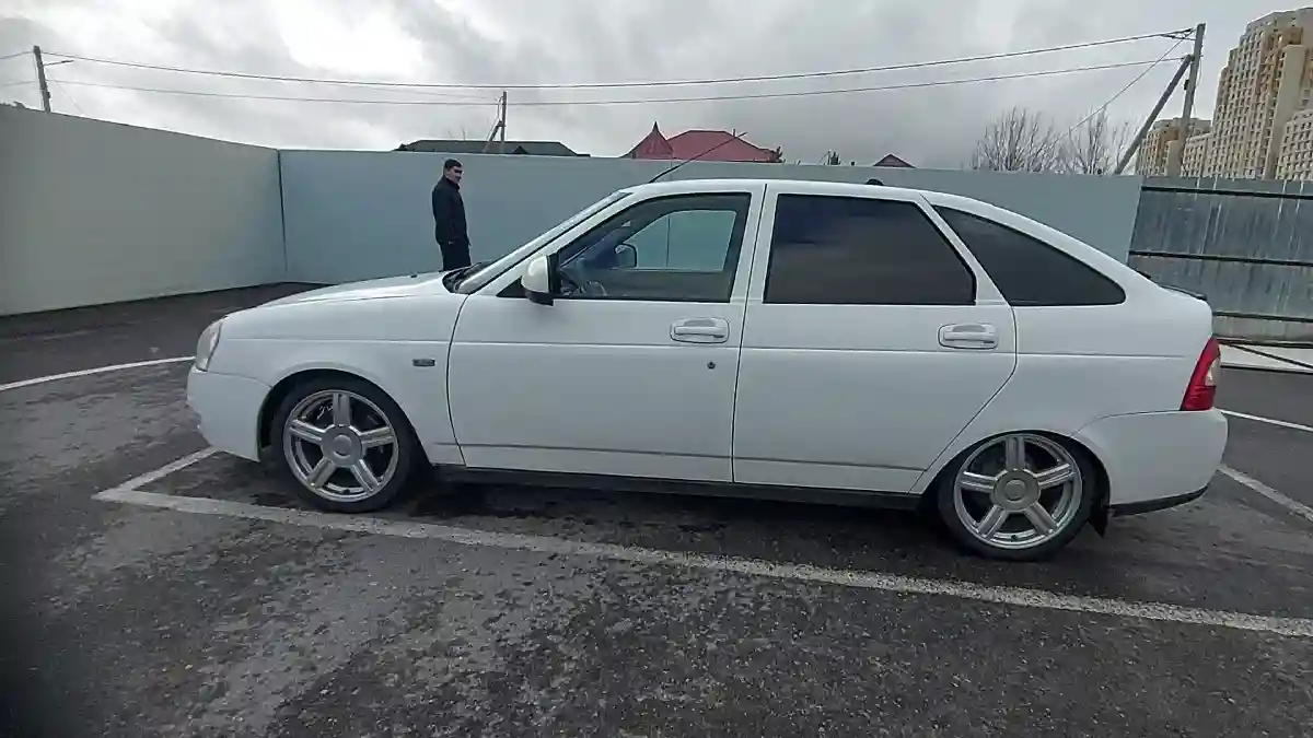 LADA (ВАЗ) Priora 2013 года за 2 500 000 тг. в Шымкент