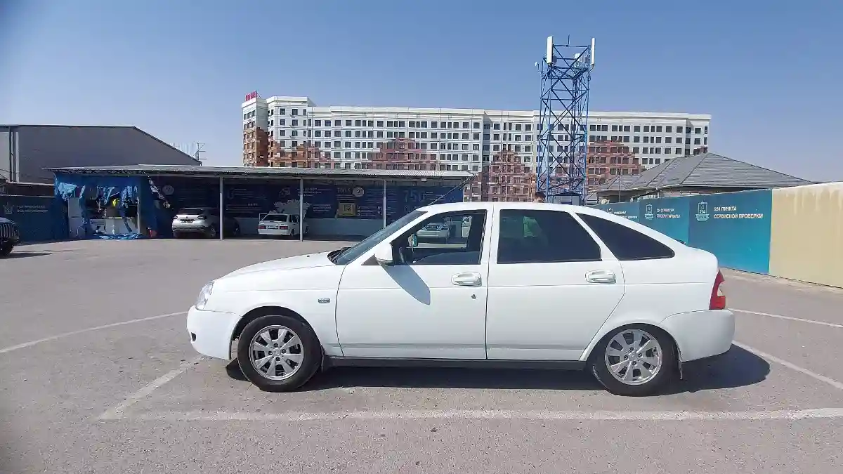 LADA (ВАЗ) Priora 2013 года за 2 500 000 тг. в Шымкент