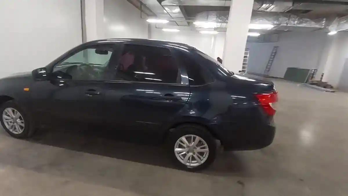 LADA (ВАЗ) Granta 2012 года за 2 390 000 тг. в Астана