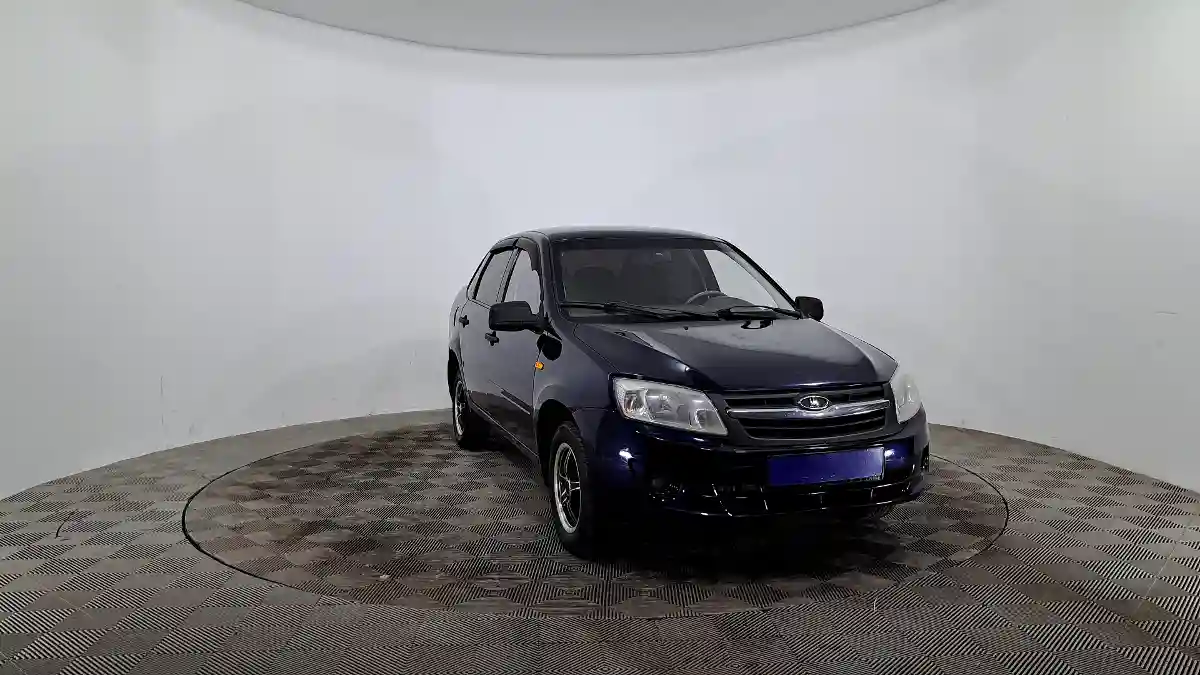 LADA (ВАЗ) Granta 2012 года за 2 090 000 тг. в Астана