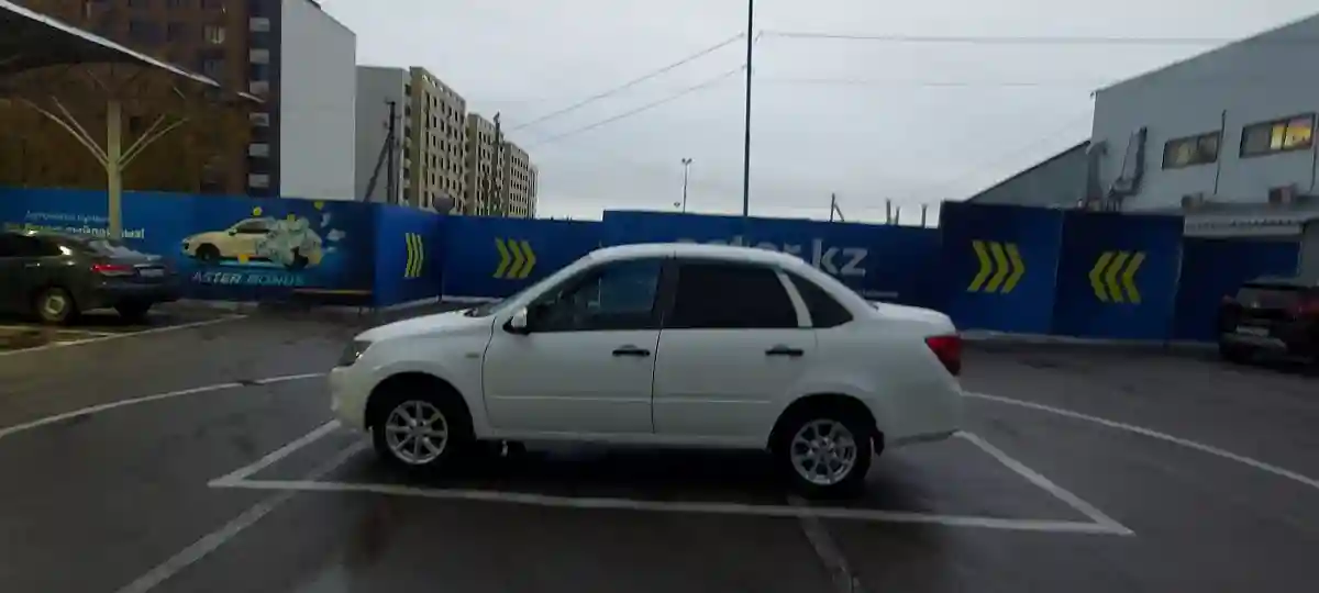 LADA (ВАЗ) Granta 2012 года за 2 200 000 тг. в Алматы