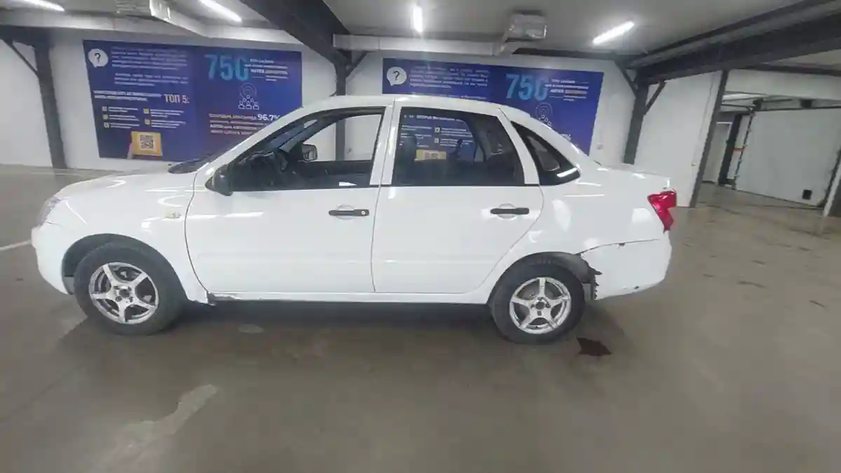 LADA (ВАЗ) Granta 2013 года за 1 260 000 тг. в Астана