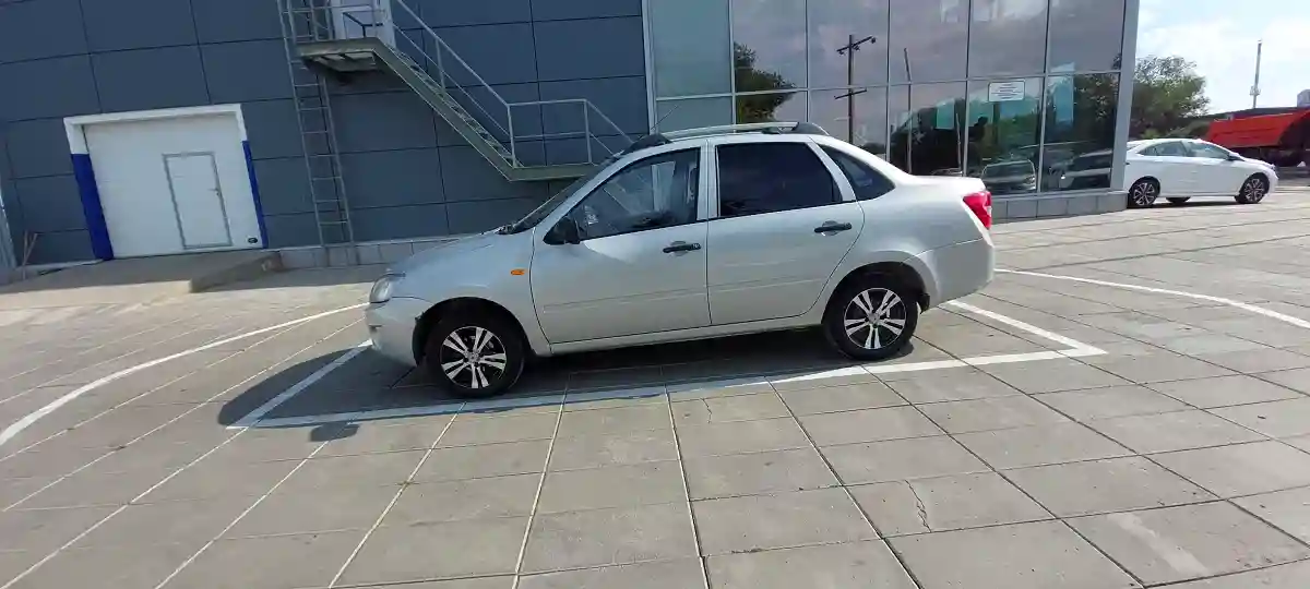 LADA (ВАЗ) Granta 2013 года за 2 350 000 тг. в Уральск