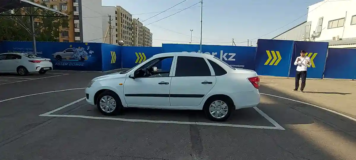 LADA (ВАЗ) Granta 2013 года за 2 500 000 тг. в Алматы