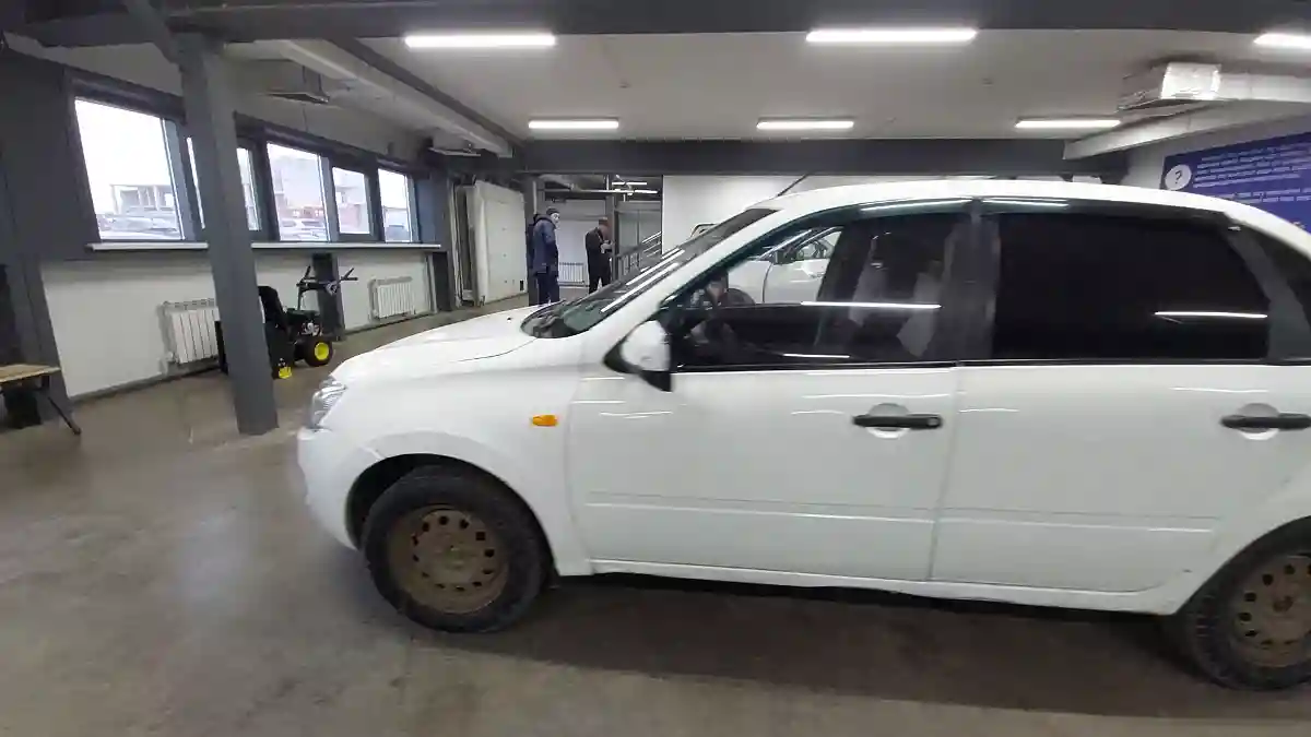 LADA (ВАЗ) Granta 2013 года за 1 600 000 тг. в Астана