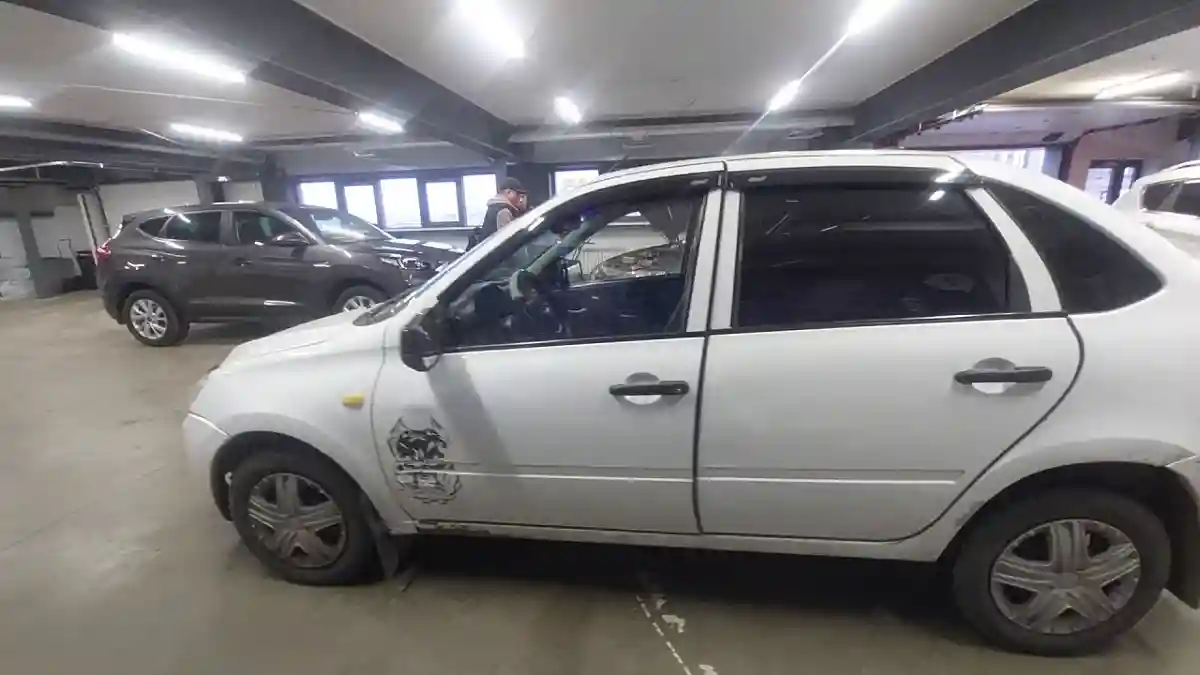 LADA (ВАЗ) Granta 2013 года за 2 000 000 тг. в Астана