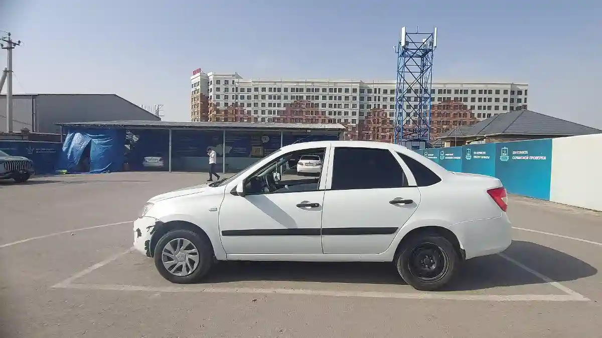 LADA (ВАЗ) Granta 2013 года за 2 200 000 тг. в Шымкент