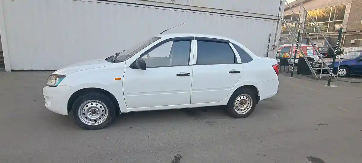 LADA (ВАЗ) Granta 2013 года за 2 190 000 тг. в Алматы