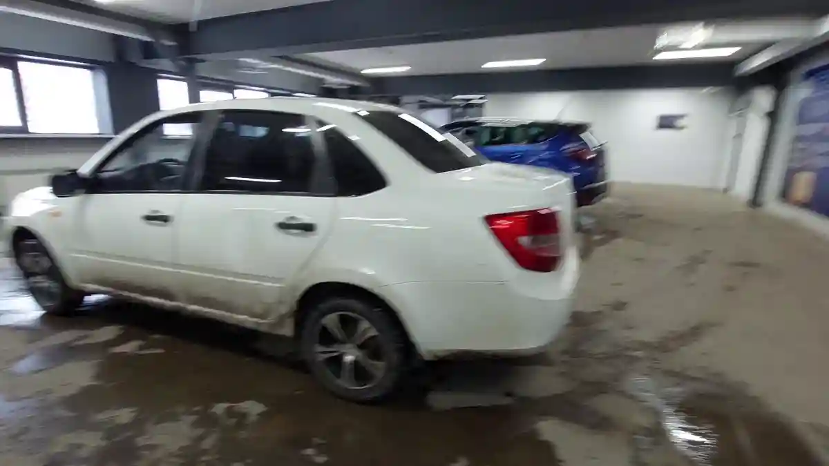 LADA (ВАЗ) Granta 2013 года за 2 400 000 тг. в Павлодар