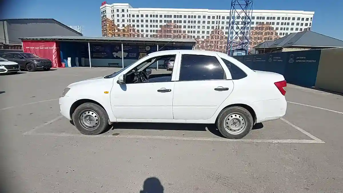 LADA (ВАЗ) Granta 2013 года за 2 800 000 тг. в Шымкент