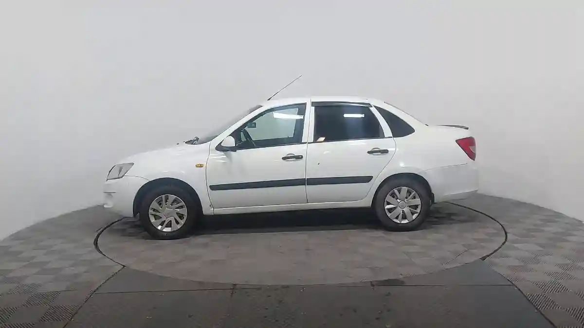 LADA (ВАЗ) Granta 2013 года за 3 100 000 тг. в Астана