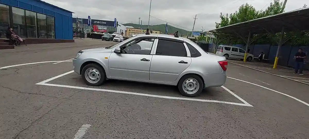 LADA (ВАЗ) Granta 2013 года за 2 200 000 тг. в Алматы