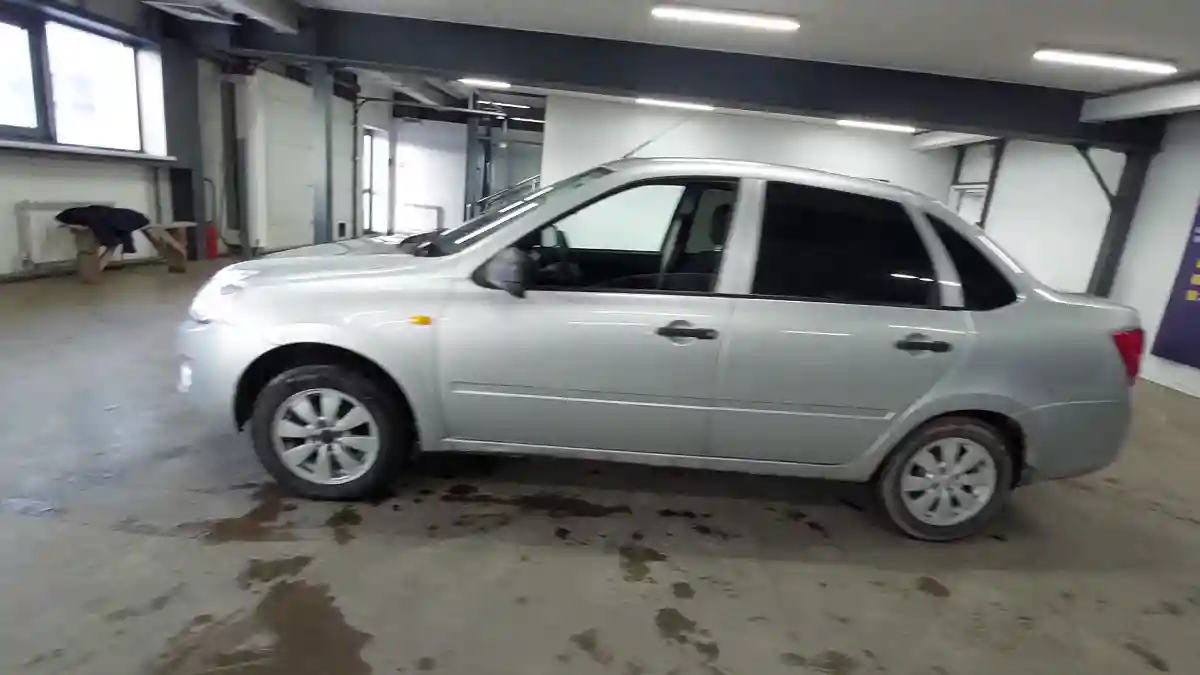 LADA (ВАЗ) Granta 2014 года за 3 000 000 тг. в Астана