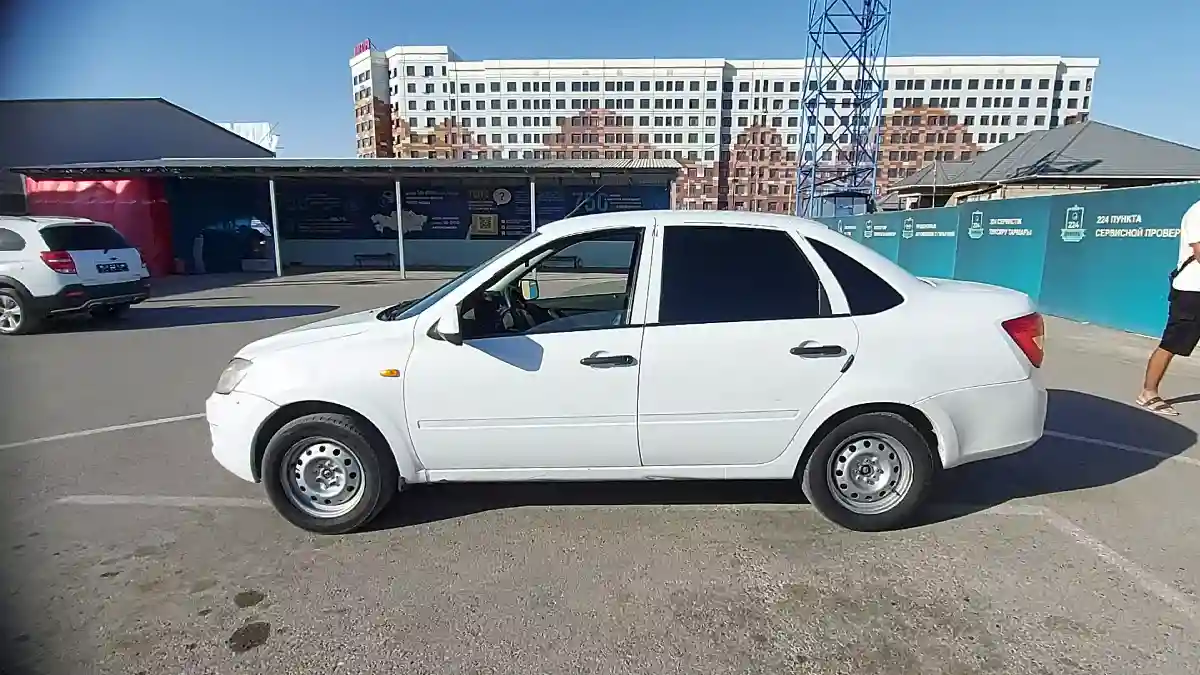 LADA (ВАЗ) Granta 2014 года за 2 000 000 тг. в Шымкент