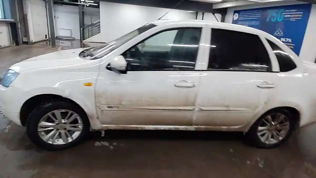 LADA (ВАЗ) Granta 2014 года за 2 500 000 тг. в Астана